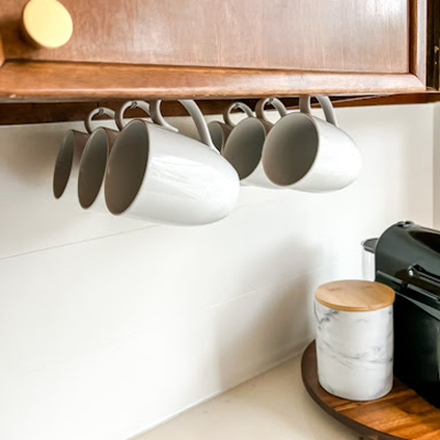 img-responsive hover-image